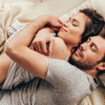 Tinder Hookups: What to Expect and How to Navigate Them Safely